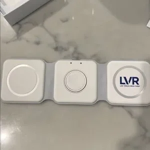 NEW 3 In 1 Magnetic Wireless Charger - White