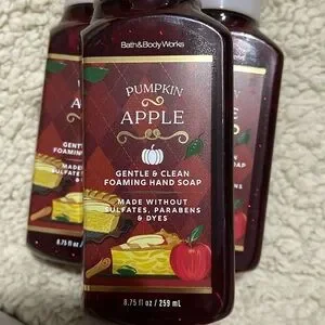 NEW- Bath & Body Works. 3 Pumpkin Apple