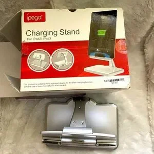 New Charging Stand For A IPad2 IPad3