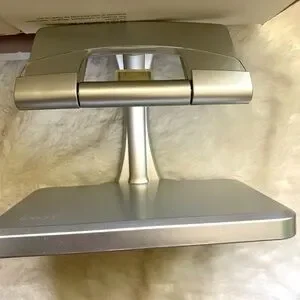 New Charging Stand For a IPad2 IPad3