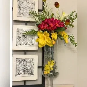 NEW Faux Floral Arrangement