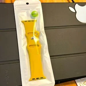 NEW Generic Apple Watch Yellow Silicone Band 38/40mm Width