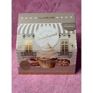 New Glamlite Translucent Bake and Set Setting Powder BNIB NTW Cute Holiday Gift