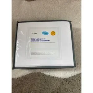 New Helix Kids Waterproof Mattress Cover Size Full