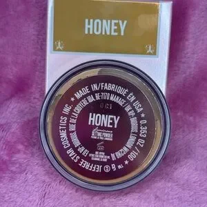 NEW Jeffree Star - Magic Star Setting Powder Shade Honey - Luminous NIB NWT
