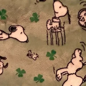 NEW NWT Snoopy Berkshire St. Patty’s Day blanket throw shamrock Peanuts