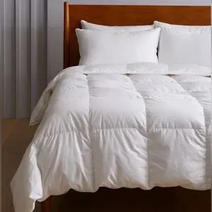 New Quince Premium Down Comforter All Season King/California King