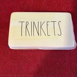 New Rae Dunn Trinkets box