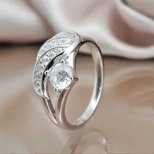 New S925 Stamped Sterling Silver Womans 14 3.5ct White Topaz Angel Wings Ring