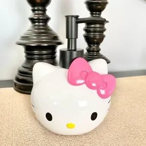 New Sanrio HELLO KITTY Ceramic Soap Dispenser Pump