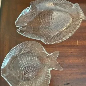 New Set Of Two Clear Fish-Shaped Glass Plates