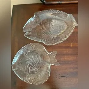 New Set of two Clear Fish-Shaped Glass Plates