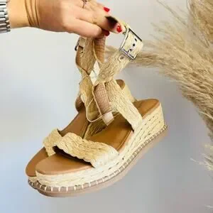 NEW TARGET UNIVERSAL THREAD White Beige Platform Wedge Heel Sandals Slides 7.5