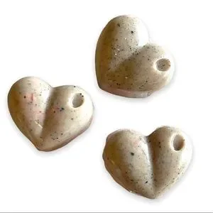 New VintageBitch Gifts - Malibu Rum Cupcakes Organic Oatmeal Mini Soaps White