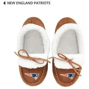 NFL kids New England Patriots moccasins size 3-4 M
