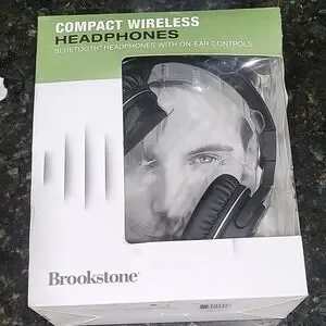 NIB Brookstone Black Compact Wireless Headphones
