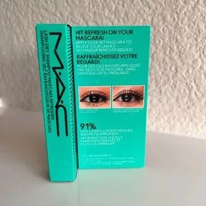 NIB MAC Cosmetics Lash Dry Shampoo Mascara Refresher