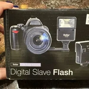 NIB Vivitar Digital Slave Flash