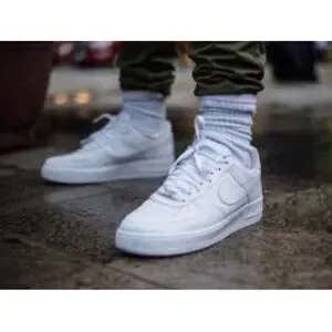 Nike Air Force 1 '07 Low Top Sneakers Triple White Men's 315122-111 Size 12