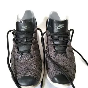 Nike Juvenate Woven Premium Shoes Sandals Sneakers Size 5 Grey 833825-004
