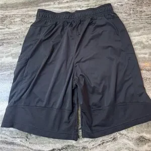 Nike Men’s Shorts Black Size Medium DriFit