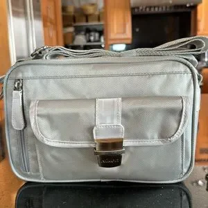 Nikon 1 Series Deluxe Digital Camera CASE in Silver