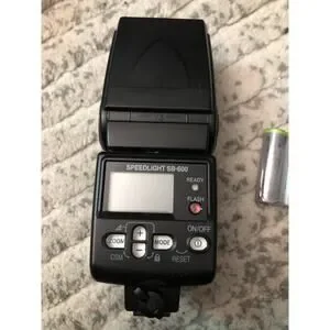 Nikon Speedlight SB-600 Shoe Mount Flash
