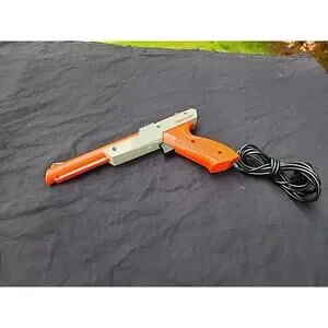 Nintendo NES Orange Light Zapper Gun TESTED Very Clean Nice 1985 Original