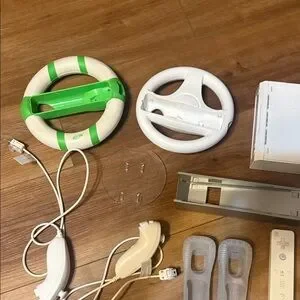 Nintendo Wii Console Set With White Accessories