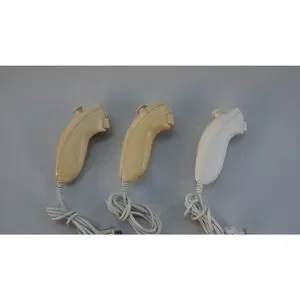 Nintendo Wii Remote Controllers Lot Of 3 Nun Chucks And 1 Wii Mote