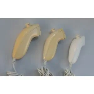 Nintendo Wii Remote Controllers Lot Of 3 Nun Chucks And 1 Wii Mote