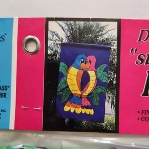 Nip Vintage Decorative House Flag Outdoor Large 28 X 40 LOVE Birds (PARROTS)