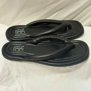 No Boundaries Women's Puffy Thong Flip Flop Sandals
