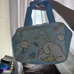 Not for sale Sanrio Blue HELLO KITTY CHARACTERS INSULATED LUNCH BAG Lunchbag