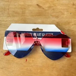 Novelty Heart Glasses - Red And Blue