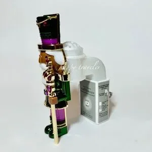 NUTCRACKER Nightlight Wallflowers Plug
