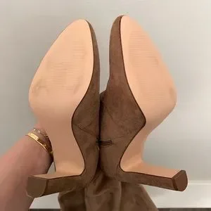 NWOT JustFab Women’s Taupe/Dark Beige Suede Wide Calf Boots Size 10