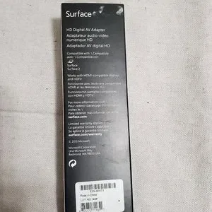 NWOT Microsoft HD Digital AV Adapter For Surface & Surface 2