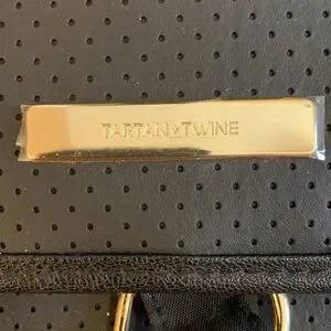 NWOT Tartan Twine travel cosmetics/hygiene case