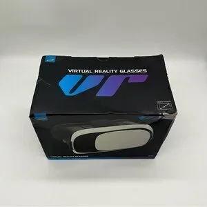 NWOT Virtual Reality Glasses In Black And White