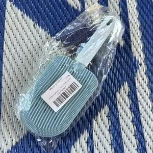 NWT (2) Cat Tongue Comb Grooming Brush Fur Remover Silicone Two Sides