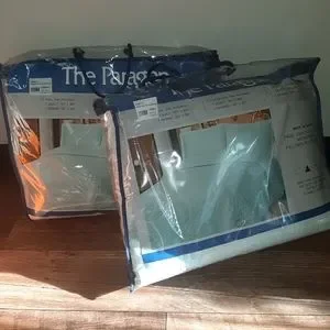 NWT $29 OR 2$40 COMFORTERS MINT GREEN TWIN ☆