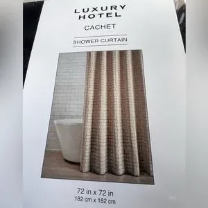 NWT $69 Luxury Hotel Cachet Shower Curtain