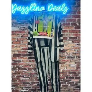 NWT - BeetleJuice Child Costume Size Large