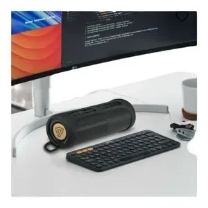 NWT BREAKAWAY SPEAKERS