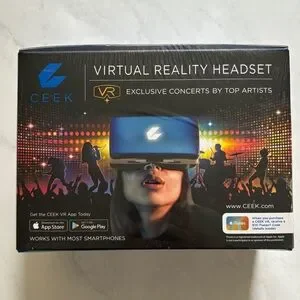 NWT Ceek Virtual Reality VR headset