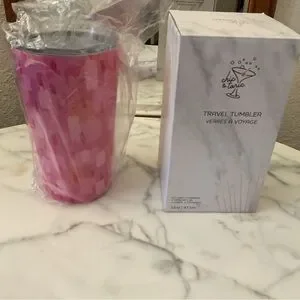 NWT Chic & Tonic Travel Tumbler Never Opened Beautifully Designed 16 Oz Abstract