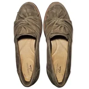NWT Clarks Collection Sharon Dasher Dark Olive Suede 7M