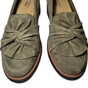 NWT Clarks Collection Sharon Dasher Dark Olive Suede 7M