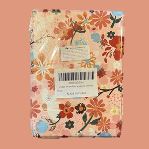 NWT Floral Case for Kindle Paperwhite 7”